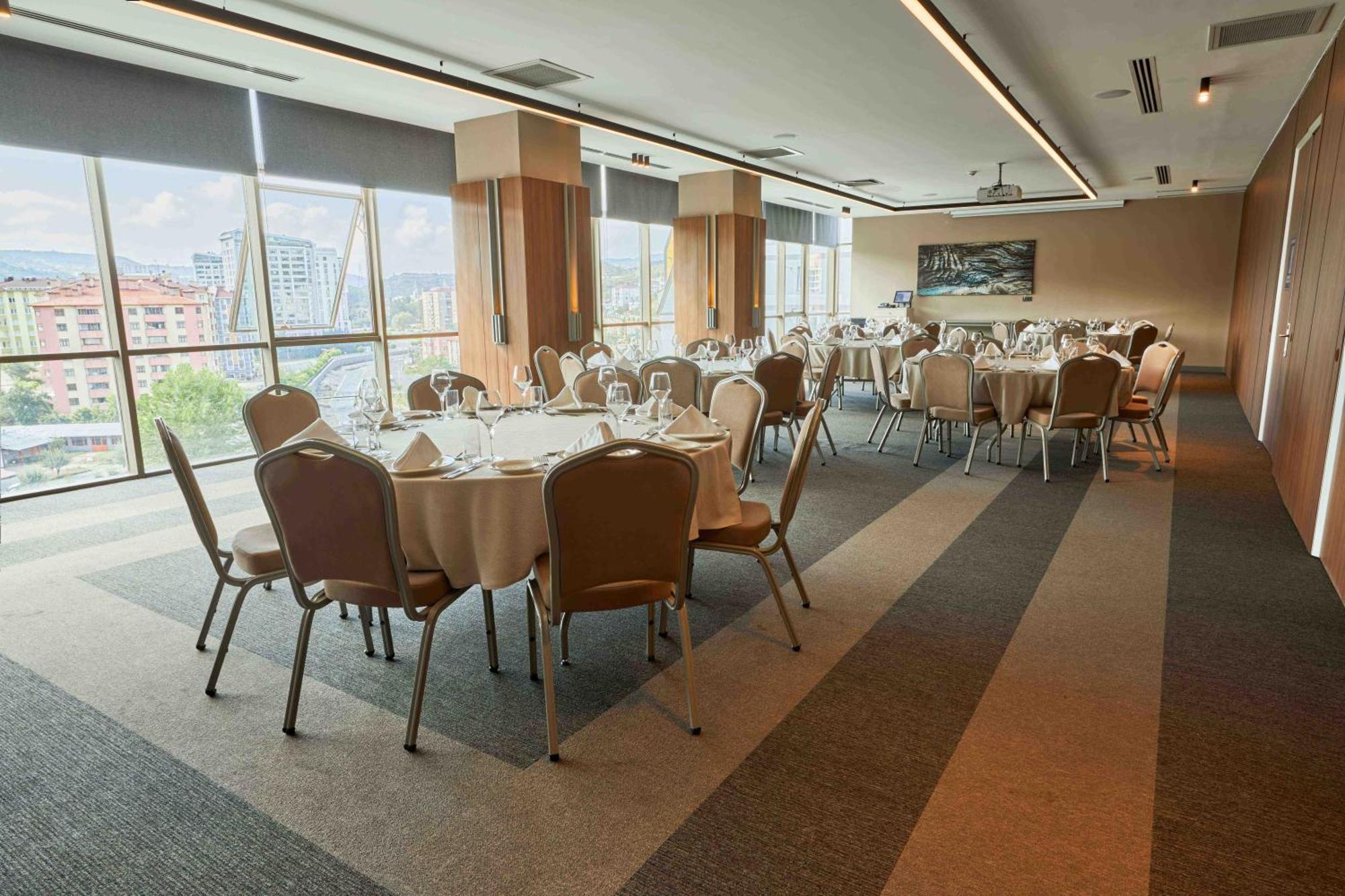 Park Dedeman Kastamonu Hotel Ngoại thất bức ảnh